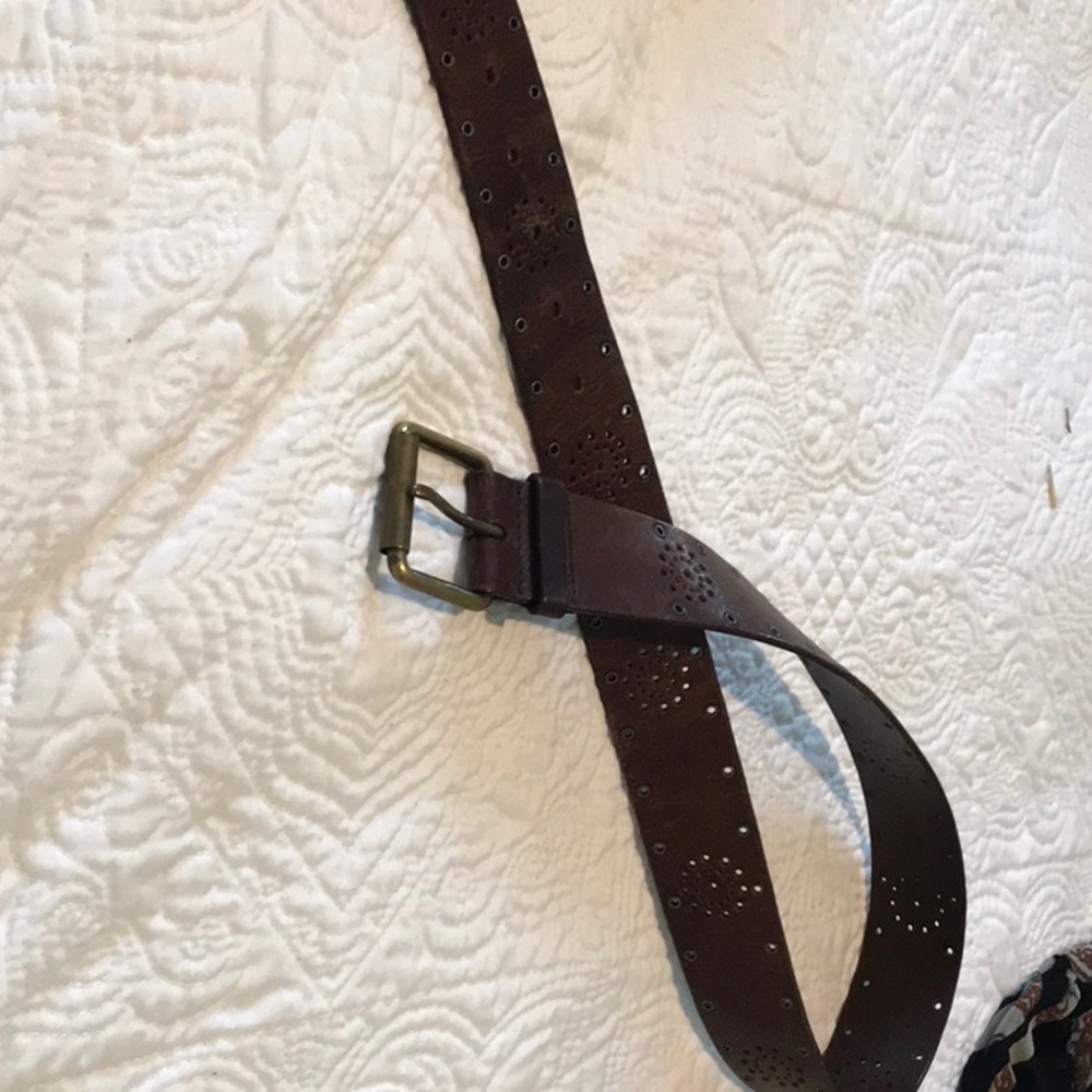American Eagle Brown leather belt small excellent - Picture 6 of 7